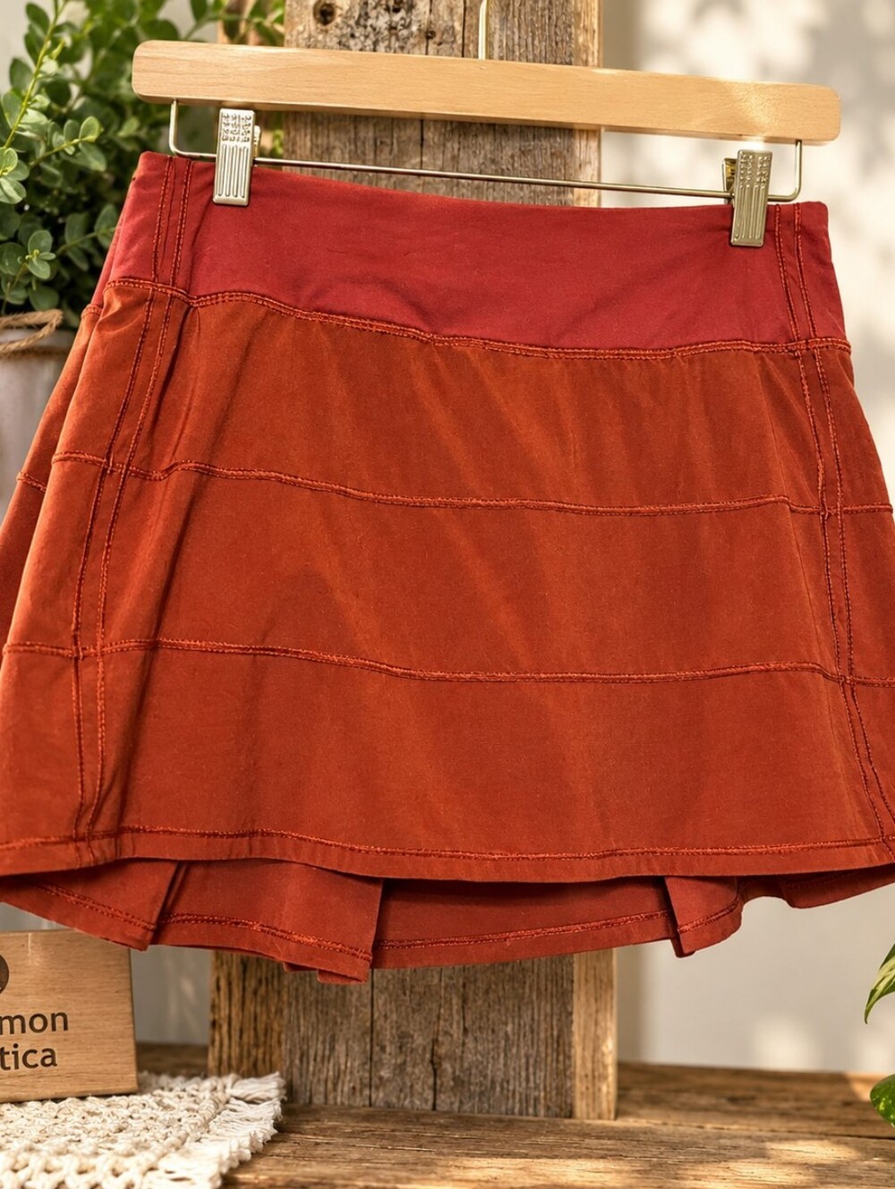 Lululemon Athelica Women's Orange Skirt